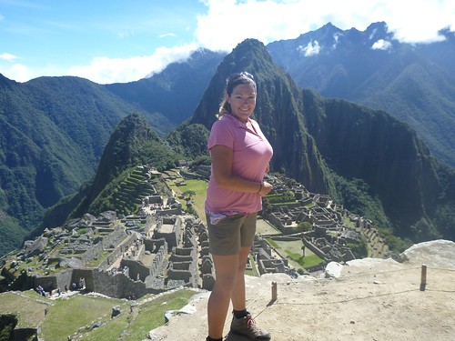 Dee in front of Macchu Pichu